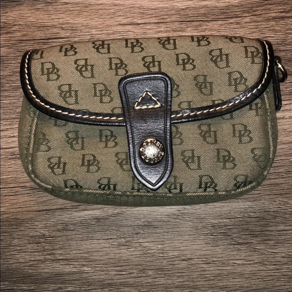 Dooney and Bourke wristlet